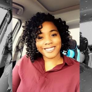 Meet your Posher, Stephenia